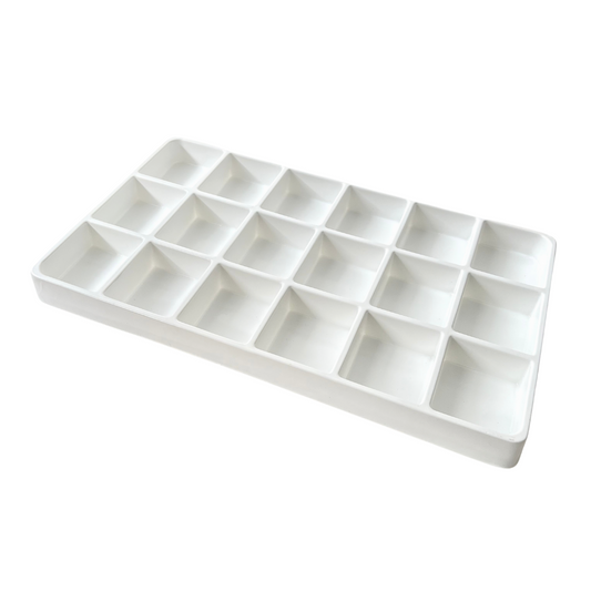 Display - 18 Compartment Tray