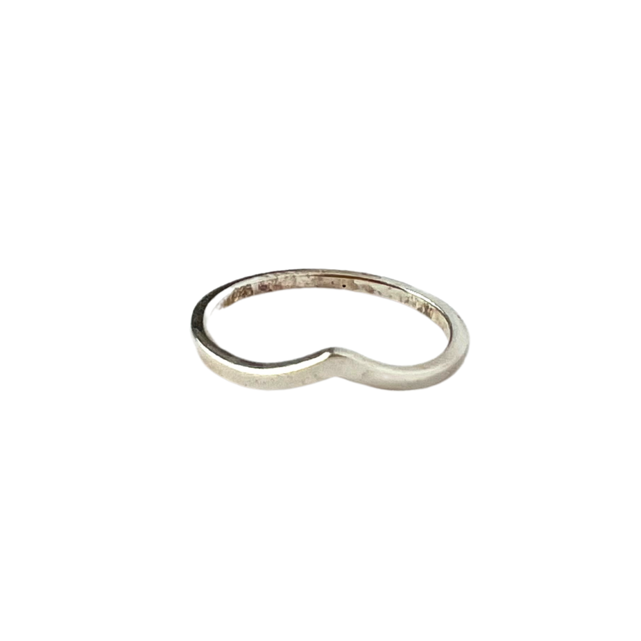 Dainty sterling silver chevron band.  This is a very small ring.  It would be suitable for kids or a toe ring.