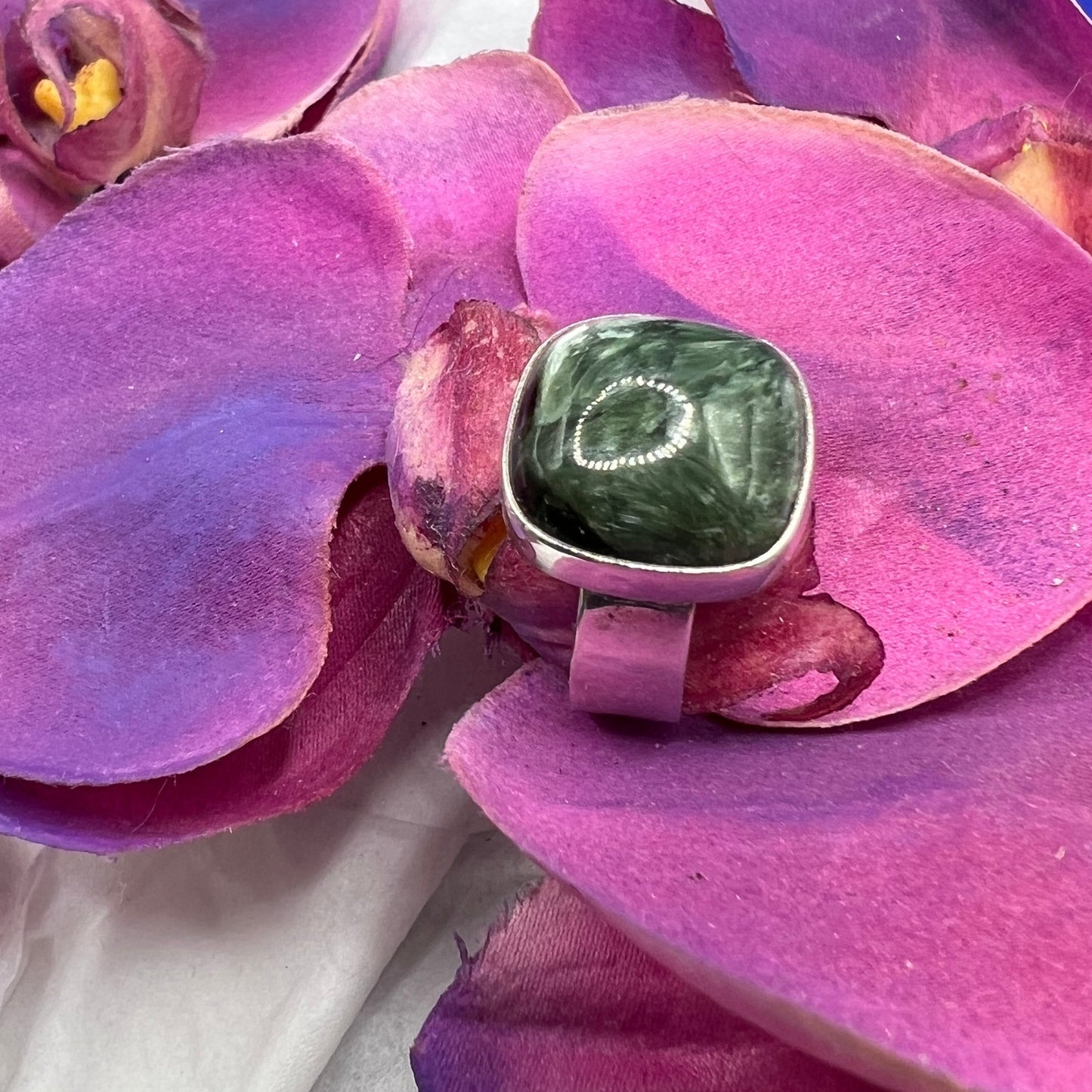 Rings - Green Gemstone Ring