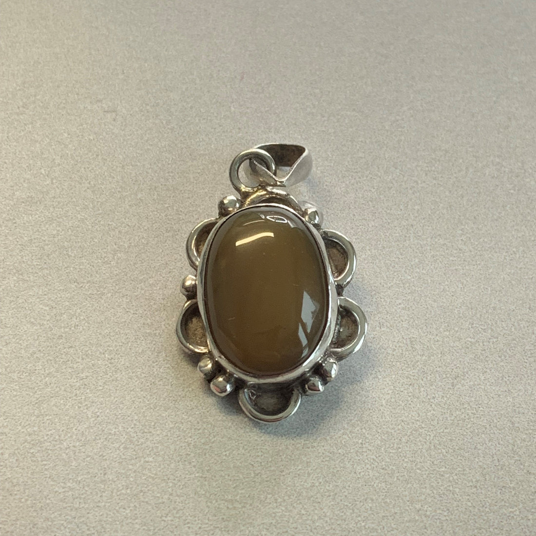 Pendants - Oval Amber